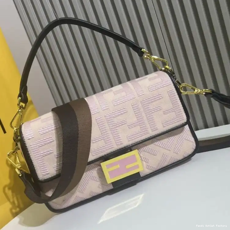 HOT Bag Cherry Motif Fendi In Medium FF Canvas Baguette 0422
